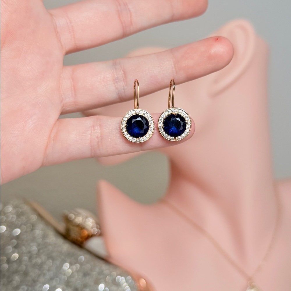 ⚜️ Elegant Gold Earrings With Blue and Clear Zirconia 💎 - Picture 10 of 11